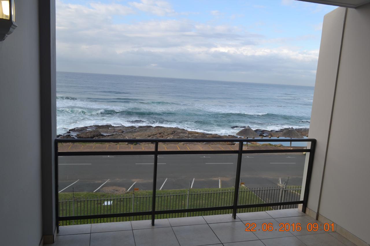 Driftsands Sea View Flats Uvongo Beach Exterior photo